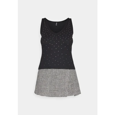 Image of Pieces Women&#039;s Pcsiri Sl Top Noos Cami Shirt, Black, M