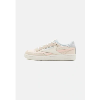 Image of Reebok Classic CLUB C Revenge Trainers, Women&#039;s, Size: 2.5, Tapioca/washedclay/moon leather and imitation