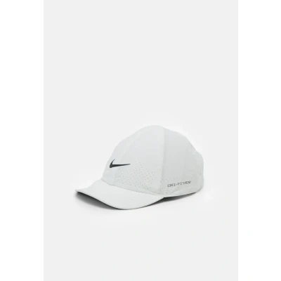Image of Nike Performance Advantage CLUB Unisex Cap, Size: S/M, White/black