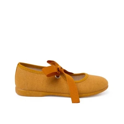Image of Pisamonas Merceditas Cierre LAZO FAYA Ankle strap ballet pumps for kids, Size: 7K, Mostaza Textile