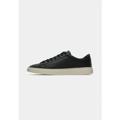 Image of BOSS Men&#039;s Kieran Tenn Grain Leather Trainers with Rubber Sole Size, black, 10 UK