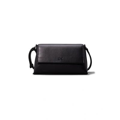 Image of Calvin Klein Daily Shoulder BAG Pebble Handbag, Women&#039;s, Size: One Size, Ck black