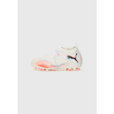 Image of Puma Future 8 Unisex Football Boots Indoor for kids, Size: 11.5K, White/black/glowing red shoes