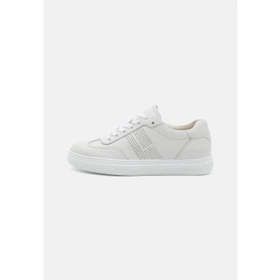 Image of Paul Green Trainers, Women&#039;s, Size: 3.5, Easy grained white Leather