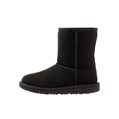 Image of UGG Classic II ankle boots for kids, Size: 3, Black Suede