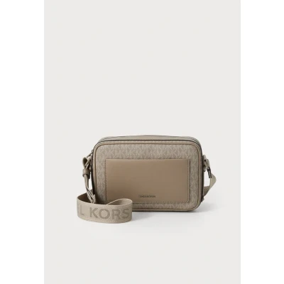 Image of Michael Kors Maeve Xbody Cross body bag, Women&#039;s, Size: One Size, Birch