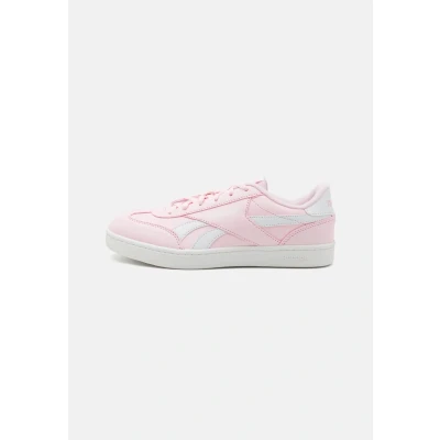 Image of Reebok Smash EDGE Unisex Multicourt tennis shoes, Size: 4, Frosted berry/footwear white shoes