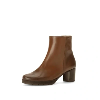 Image of Gabor Comfort Platform ankle boots, Women&#039;s, Size: 5, Cognac Leather