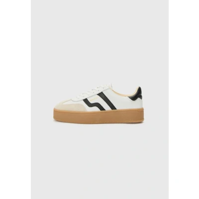 Image of GANT Cuzmani Trainers, Women&#039;s, Size: 4.5, White/black shoes