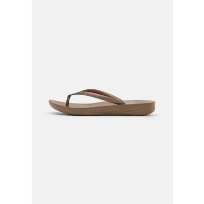 Image of Fitflop Women&#039;s Iqushion Ergonomic Flip Flops, Bronze, 6.5 UK