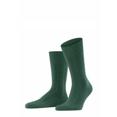Image of FALKE Men&#039;s Lhasa Rib Socks Breathable Climate Regulating Odour Inhibiting Sustainable Wool Cashmere Reinforced Elegant Warming Flat Seam Pressure free Lace Plain Ribbed 1 Pair, Green