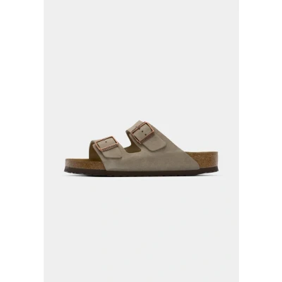 Image of Birkenstock Arizona SOFT Footbed Unisex Slippers taupe, Size: 5.5, Taupe Suede