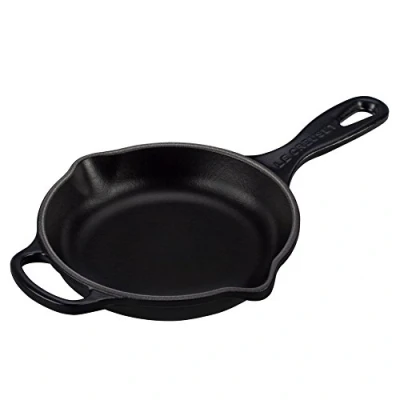 Image of Le Creuset Skillet Signature Satin Black ø 16 cm enamelled non stick coating
