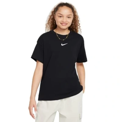 Image of Nike Sportswear TEE Unisex Basic Tshirt for kids, Size: 14y, Black