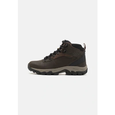 Image of Columbia Newton Ridge PLUS II Waterproof Hiking shoes, Men&#039;s, Size: 13, Squash Leather and textile
