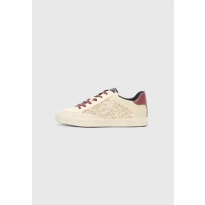 Image of Geox Blomiee Trainers, Women&#039;s, Size: 6, Papyrus/red shoes