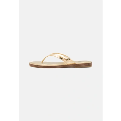 Image of Michael Kors KOKO Tbar sandals, Women&#039;s, Size: 2, Pale gold Leather