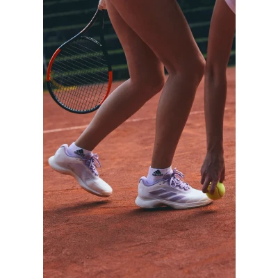 Image of adidas Performance Avacourt 2 Multicourt tennis shoes, Women&#039;s, Size: 8.5, Core white/powder plum/aurora plum shoes