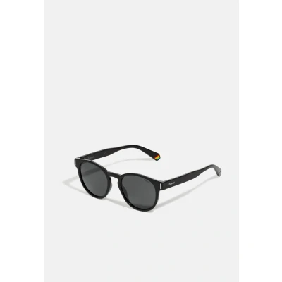Image of Polaroid Unisex Sunglasses, Size: 51, Black